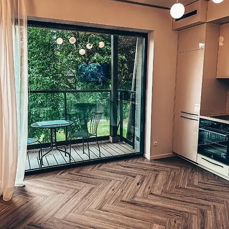 Vanagupe West Soft Pearl & Free Parking