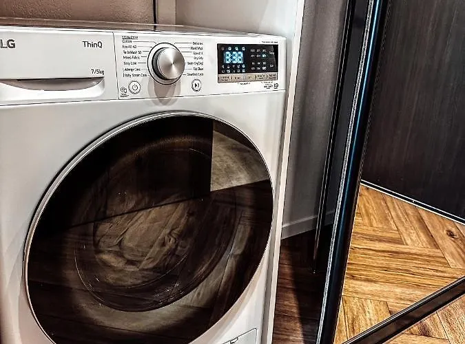 Vanagupe West Soft Pearl & Free Parking *